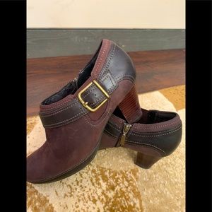 Clark Artisan ankle boots-100% leather size 8 1/2 medium